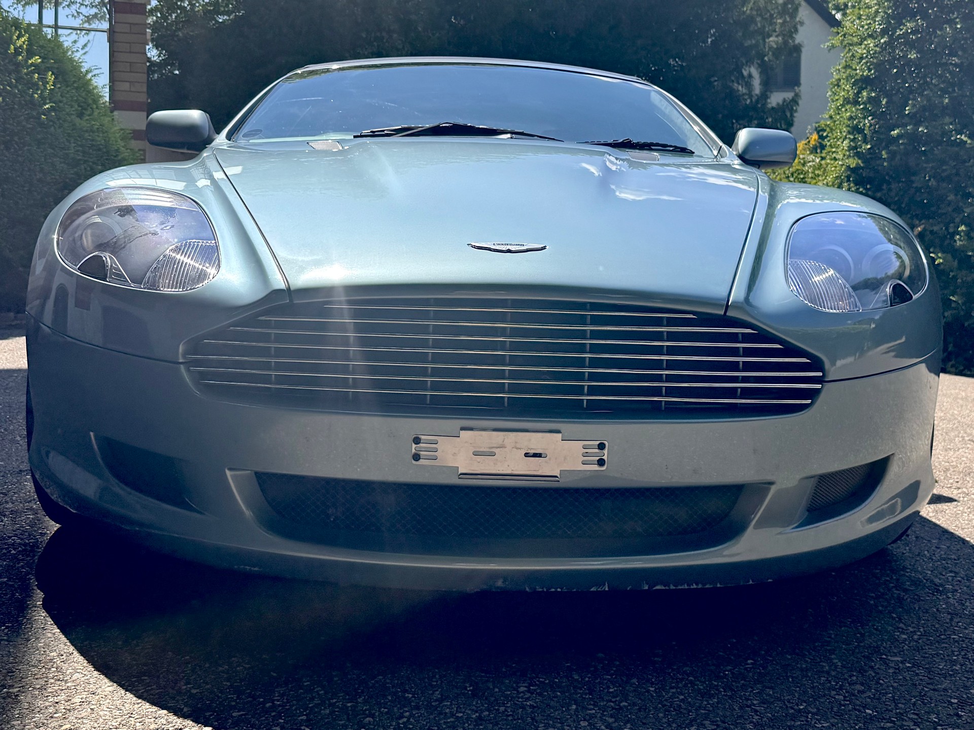 ASTON MARTIN DB9 - Sehr schöne und seltene Farbkombination-image-8