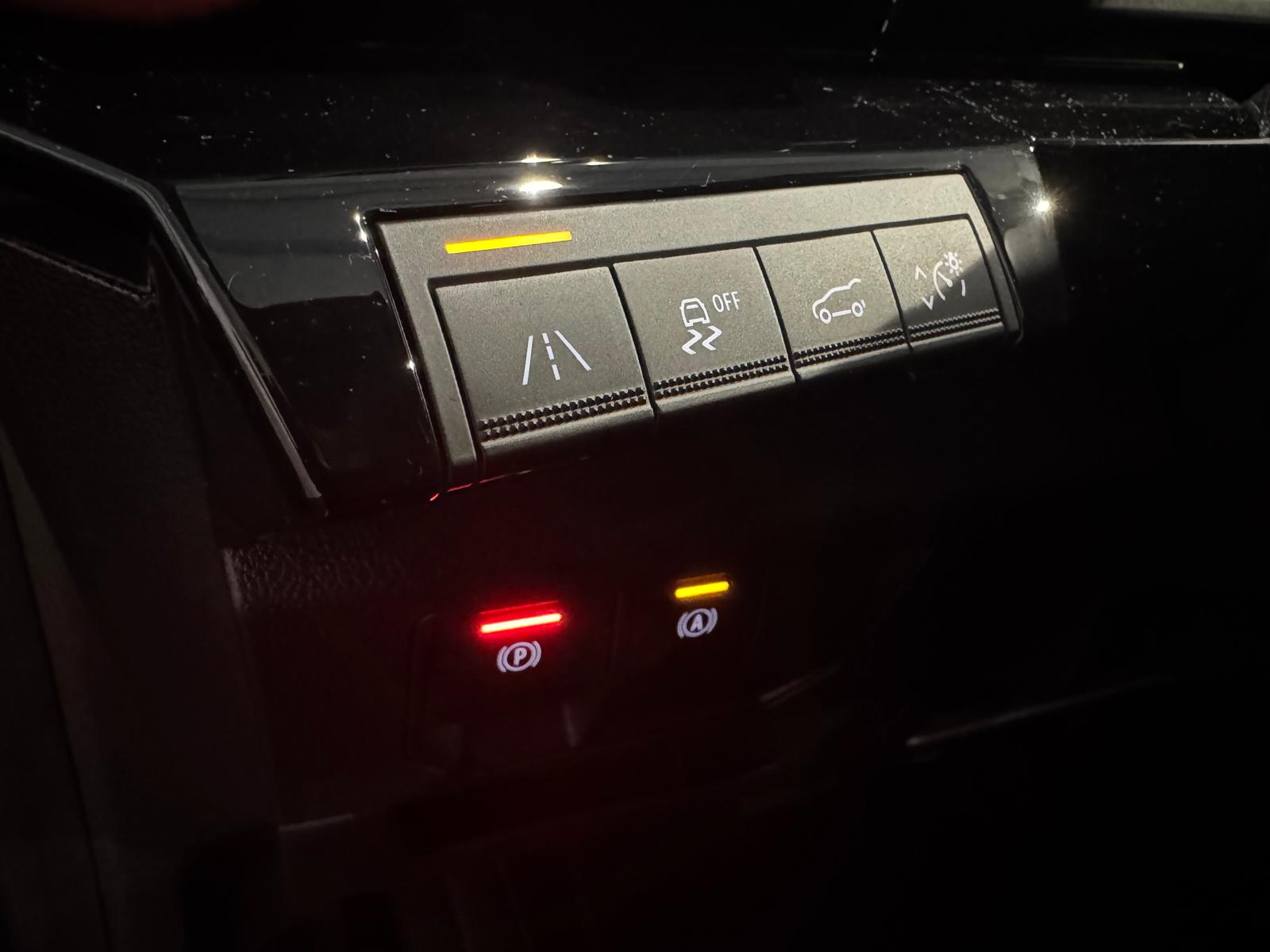 RENAULT Austral 1.2 E-Tech iconic esprit Alpine-image-17