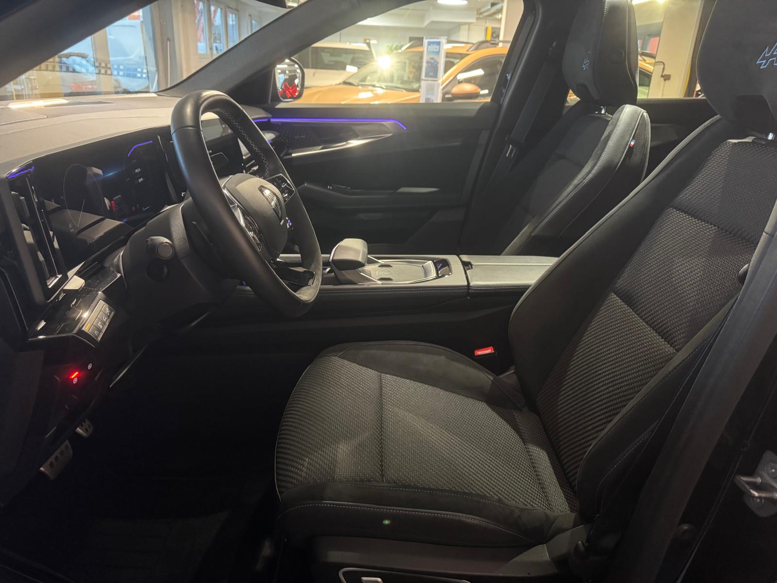 RENAULT Austral 1.2 E-Tech iconic esprit Alpine-image-8