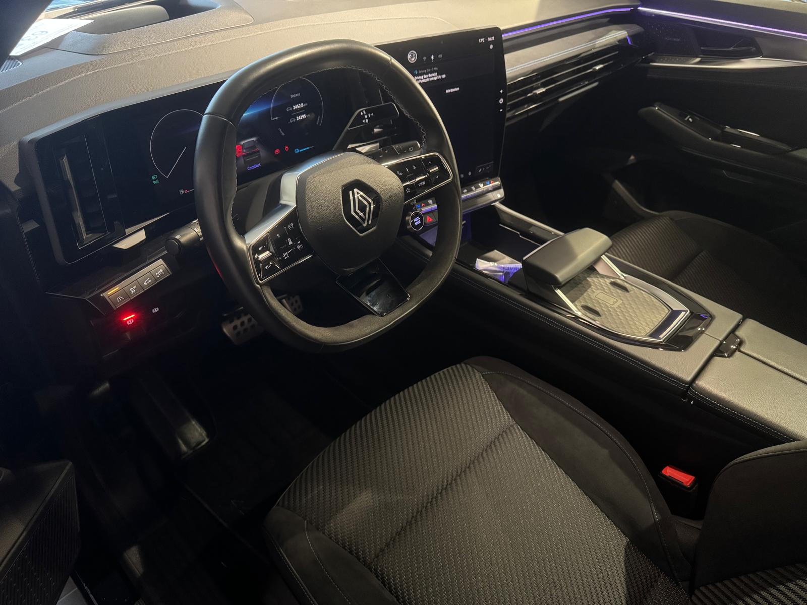 RENAULT Austral 1.2 E-Tech iconic esprit Alpine-image-9