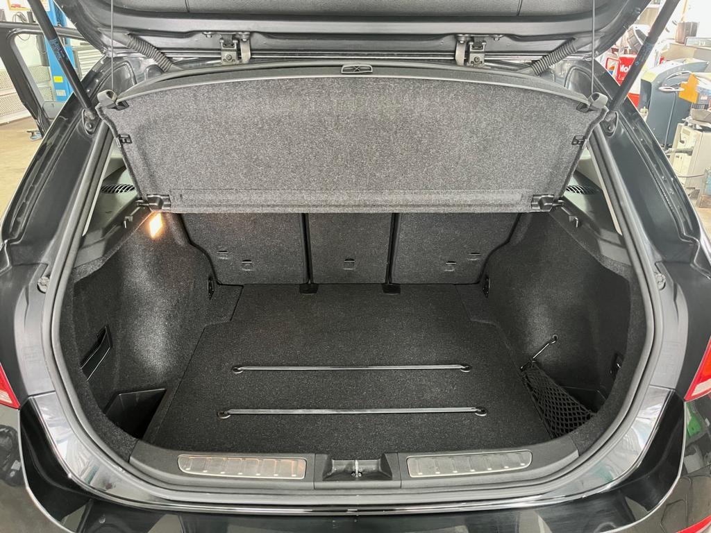 BMW X1 xDrive 18d xLine Steptronic-image-13