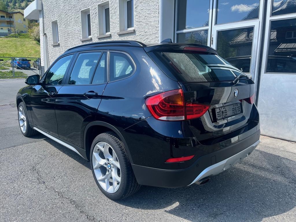 BMW X1 xDrive 18d xLine Steptronic-image-5