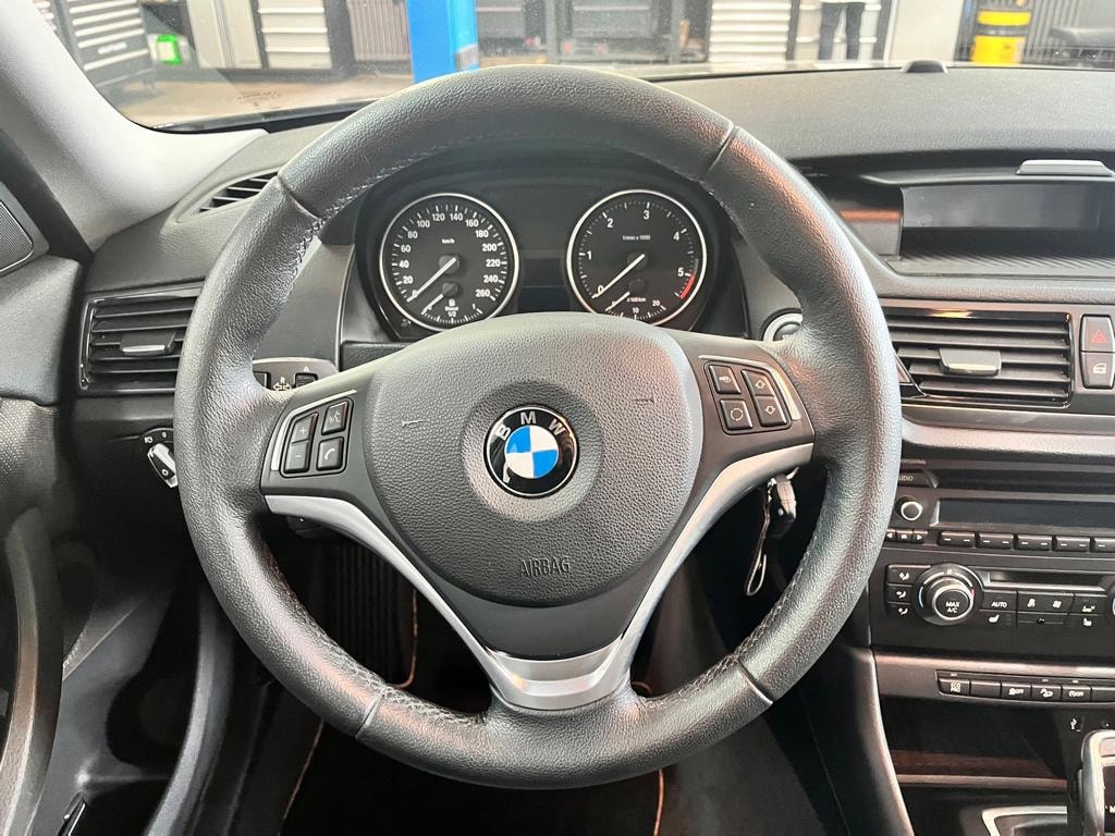 BMW X1 xDrive 18d xLine Steptronic-image-9
