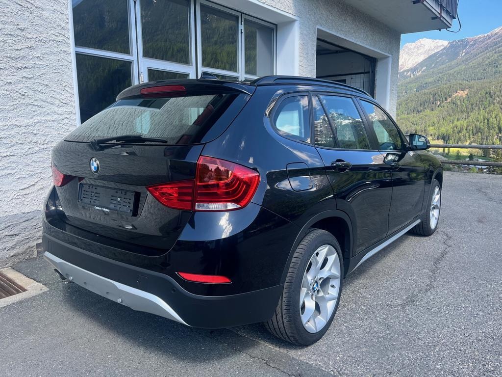 BMW X1 xDrive 18d xLine Steptronic-image-4
