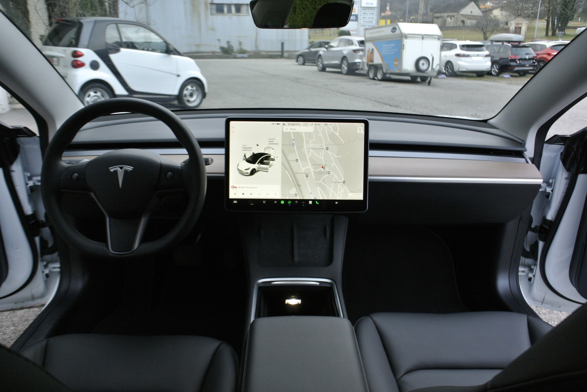 TESLA Model 3-image-21