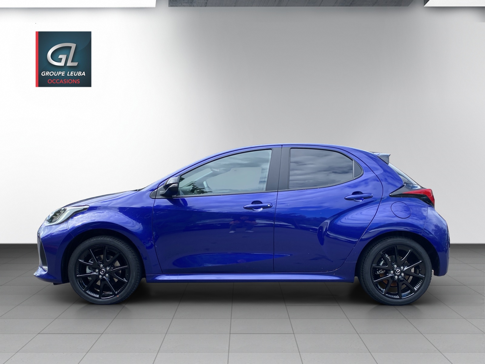 MAZDA 2 Hybrid Homura-showroom-element-2
