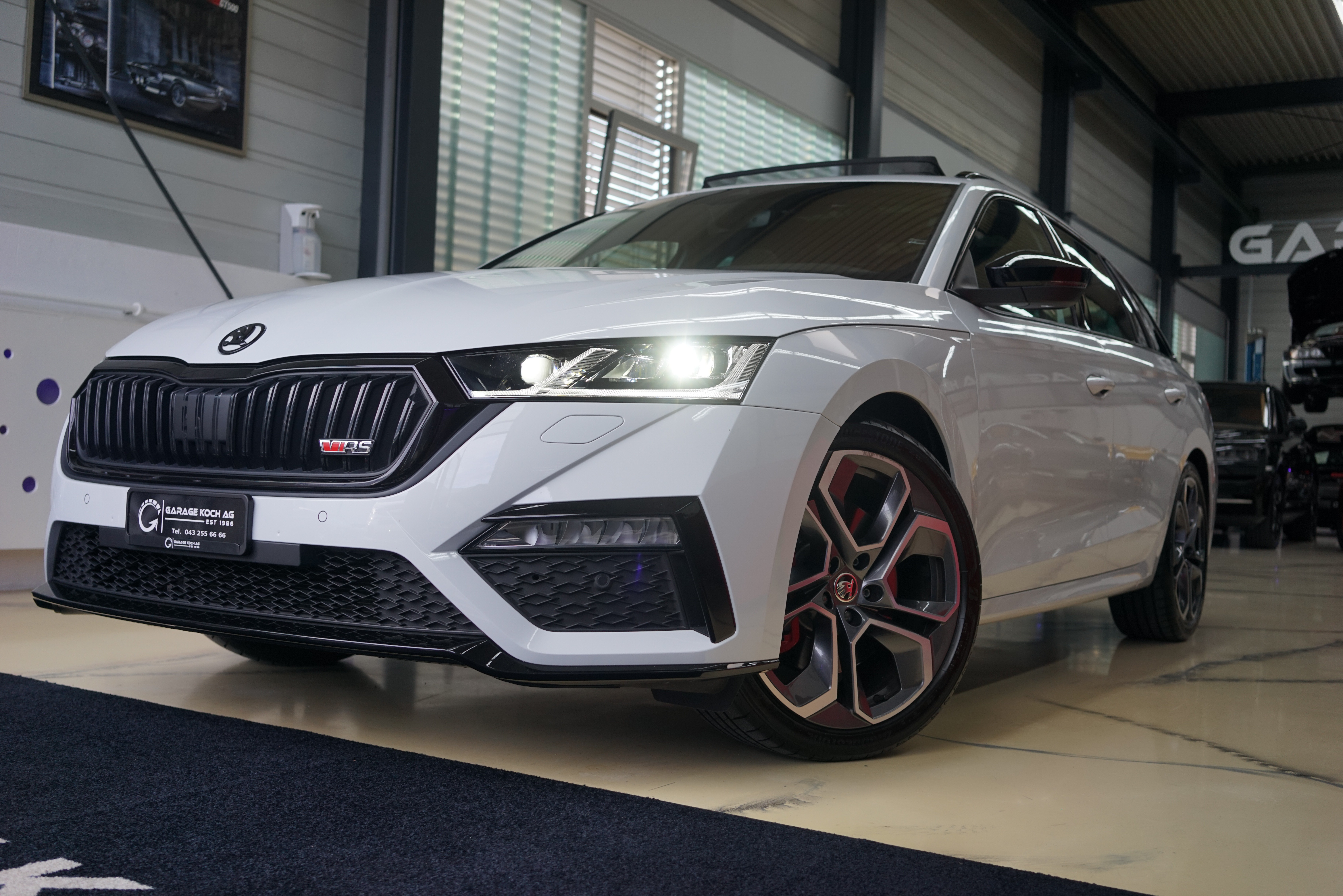 SKODA Octavia Combi 2.0 (Kombi)