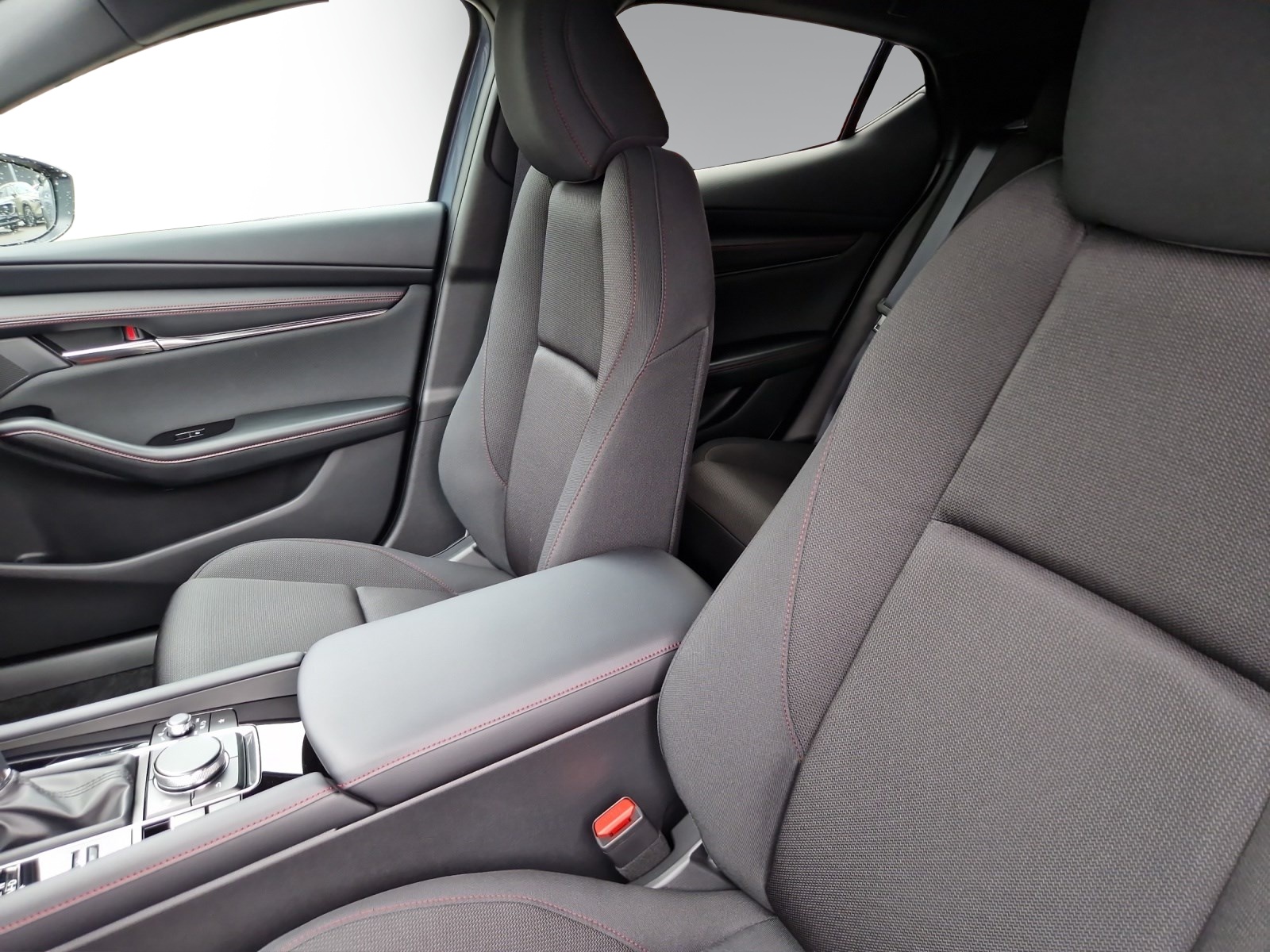 MAZDA 3 Hatchback SKYACTIV-G M Hybrid 140 Homura Automat-image-4