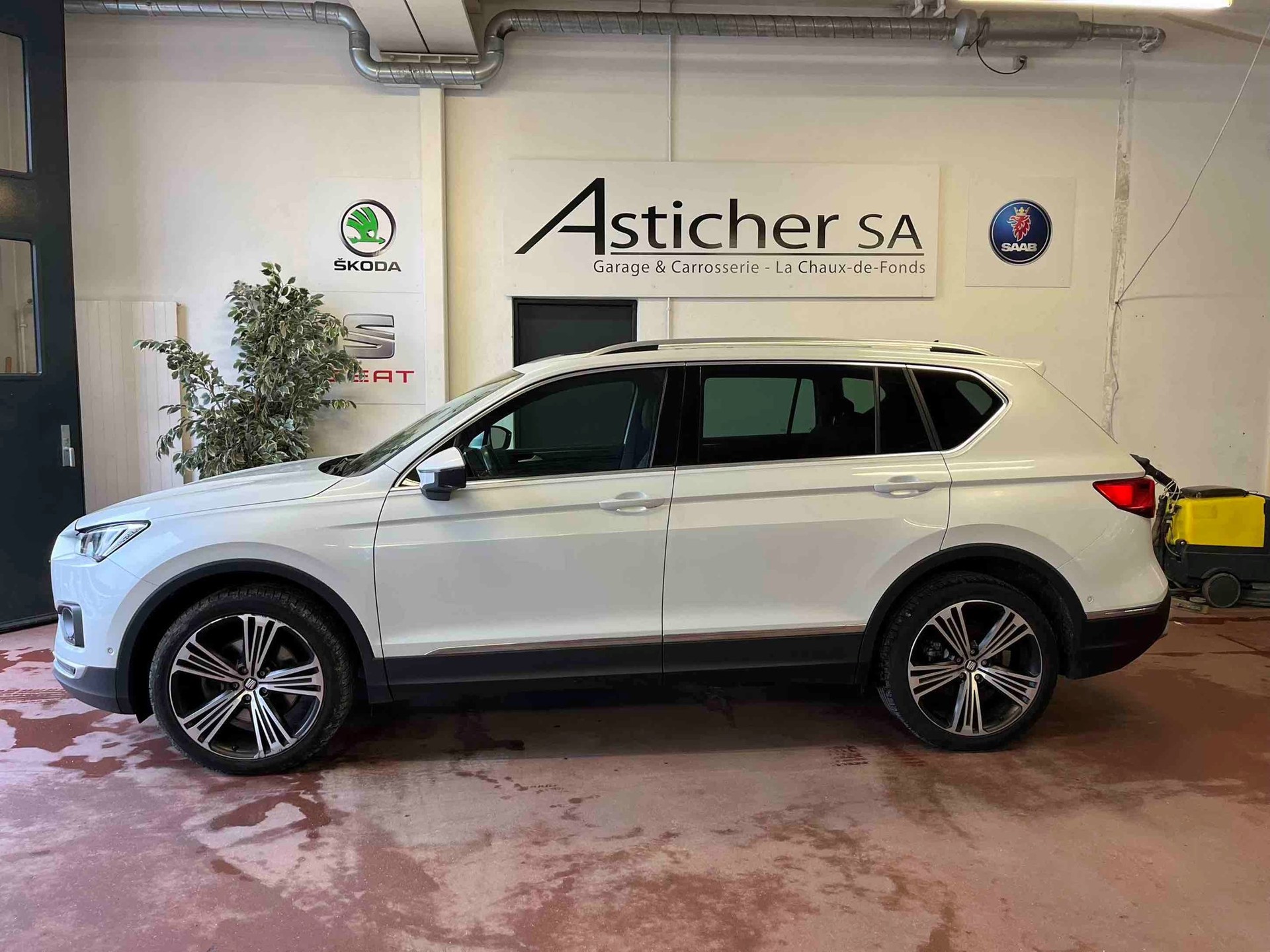 SEAT Tarraco 2.0TSI Xcellence 4Drive DSG-showroom-element-1