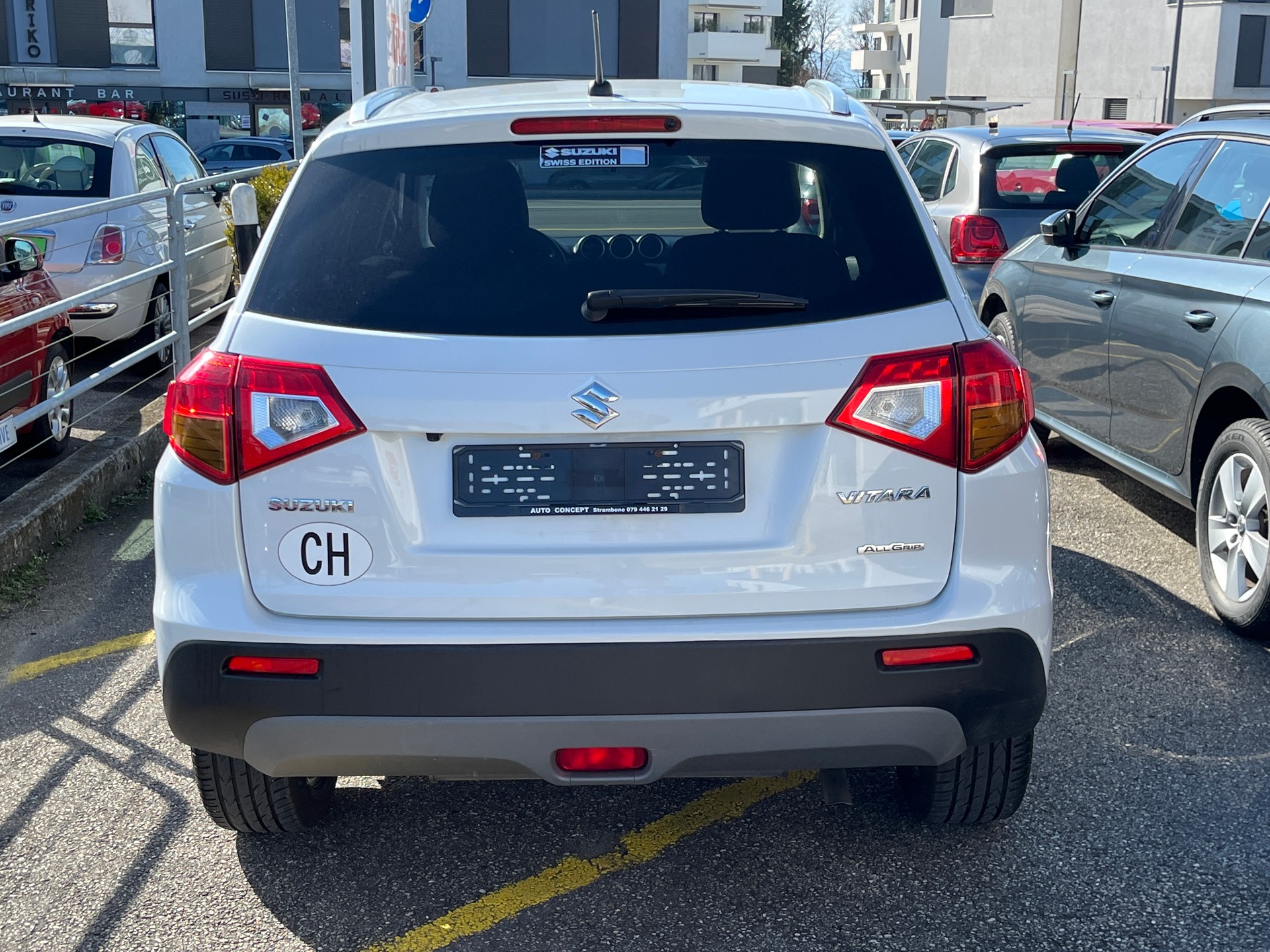 SUZUKI Vitara 1.6 Compact+ Automatic-image-3