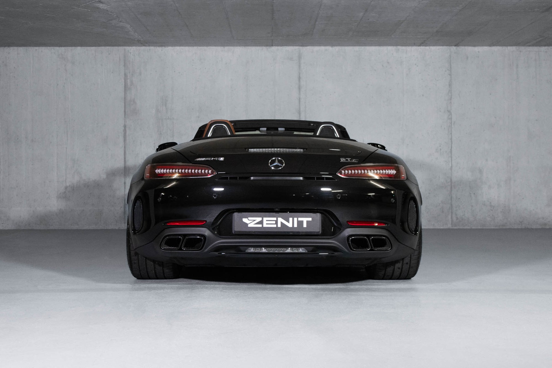 MERCEDES-BENZ AMG GT C Roadster Speedshift DCT-showroom-element-2