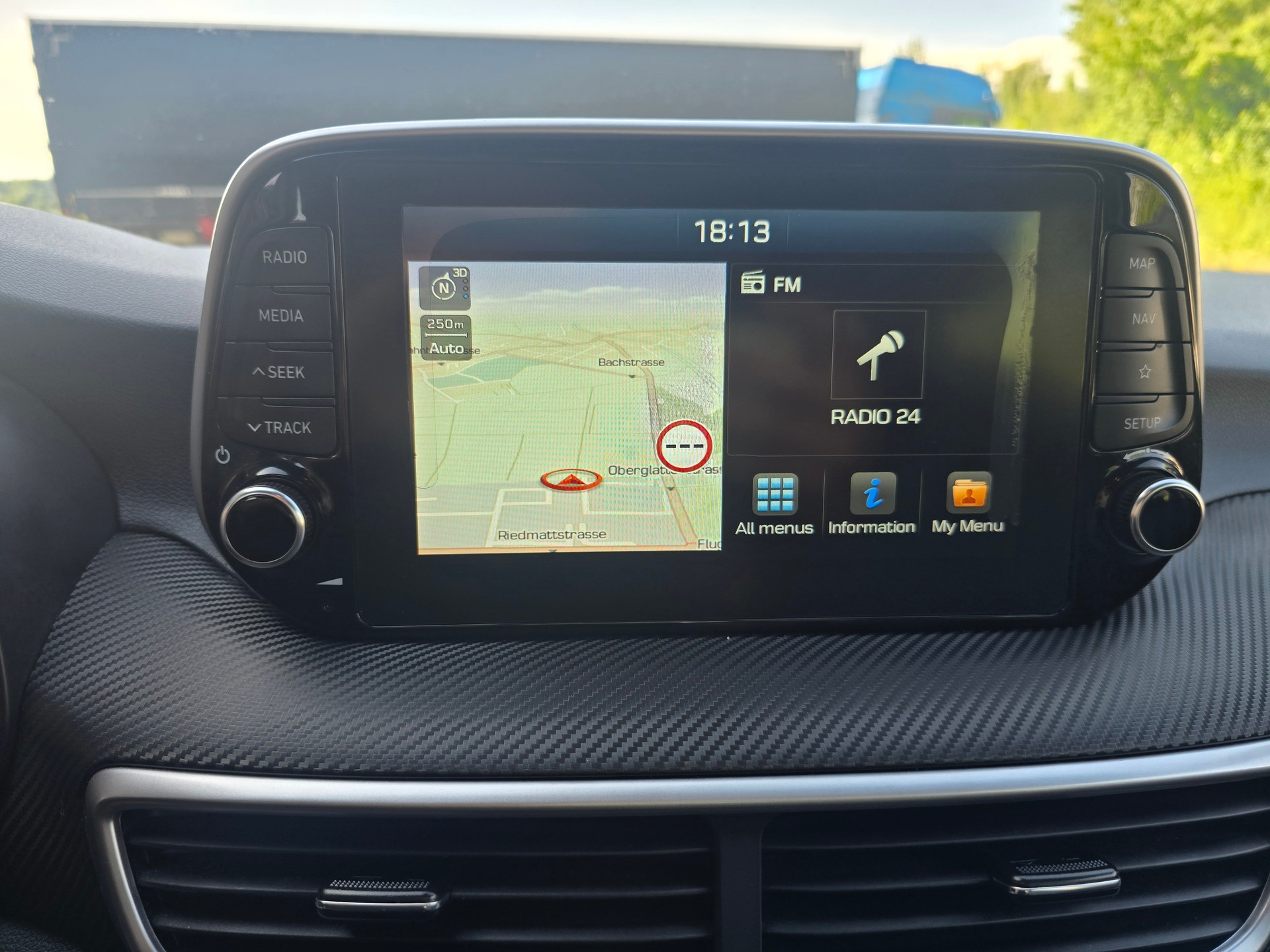 HYUNDAI Tucson 1.6 CRDI Mild Hybrid 2WD-image-19