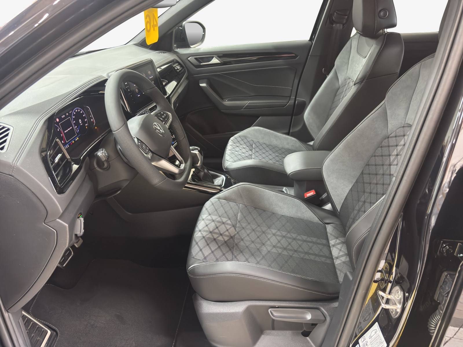 VW T-Roc 1.5 TSI EVO R-Line DSG-image-7