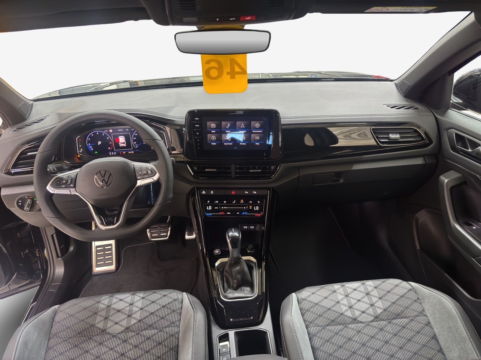 VW T-Roc 1.5 TSI EVO R-Line DSG-image-8