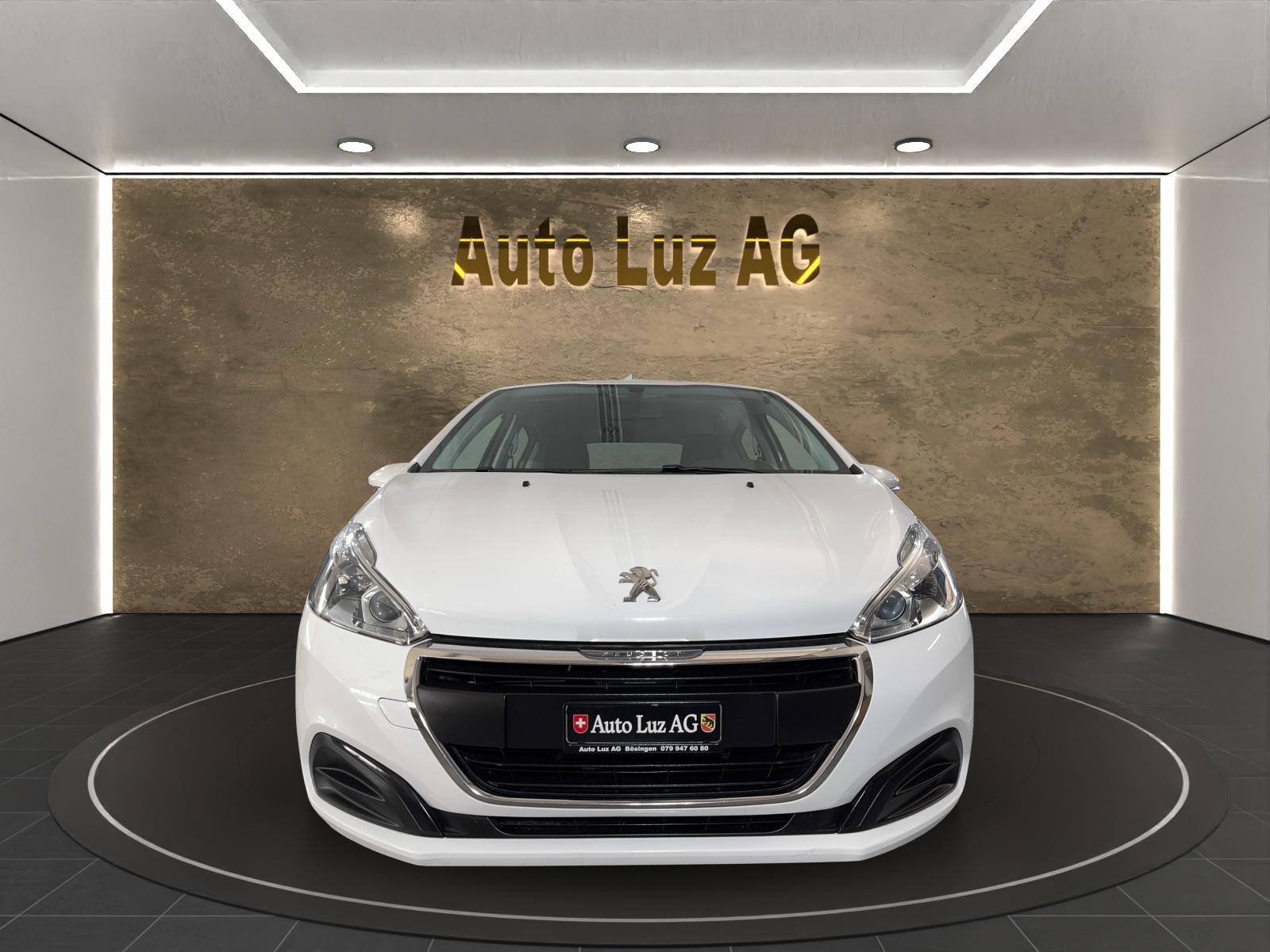 PEUGEOT 208 1.2 PureTech Signature-showroom-element-1