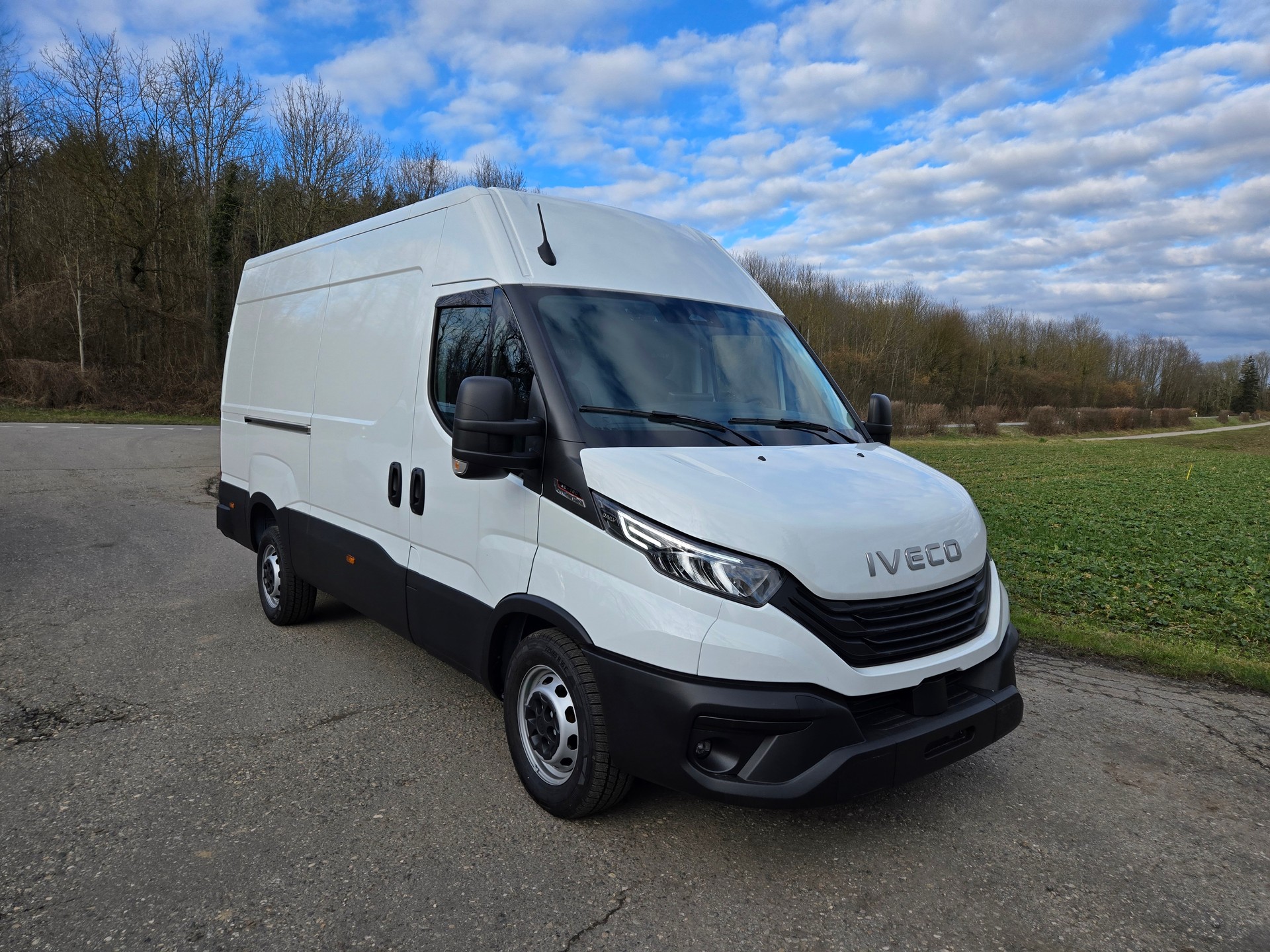 IVECO 35S18HA8 V
