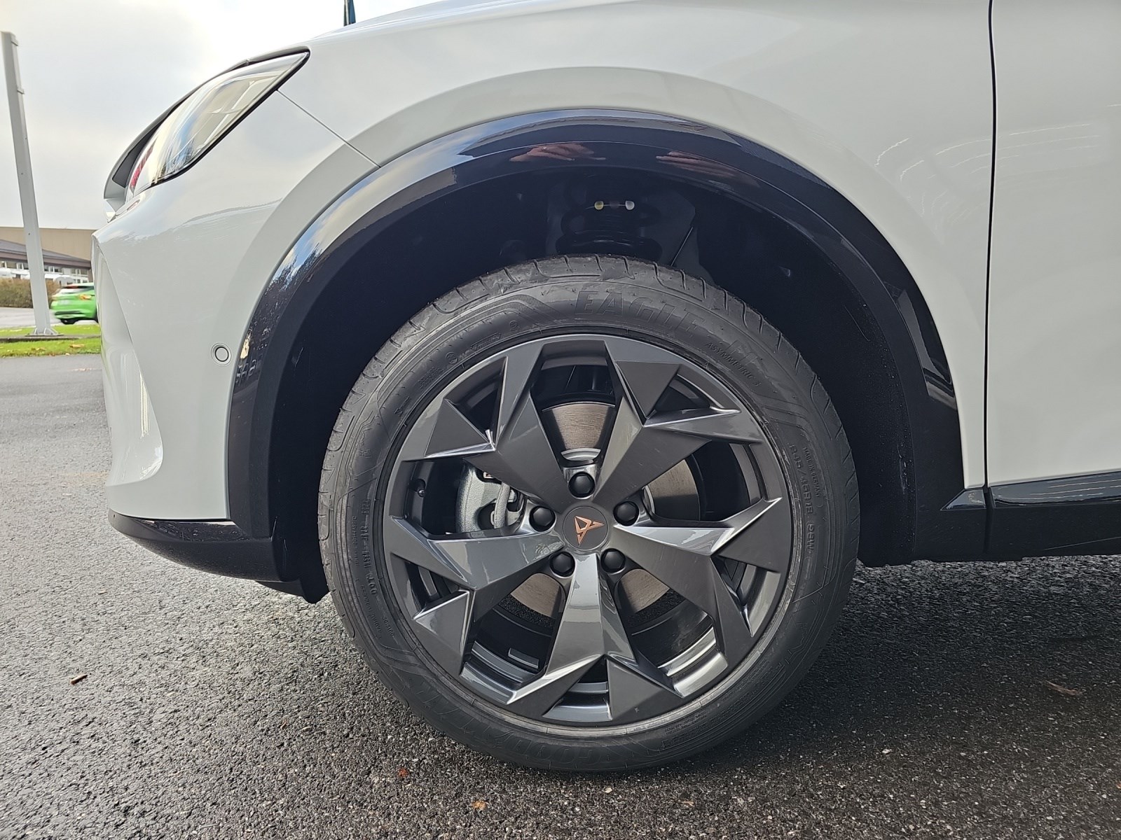 CUPRA Formentor 1.5 TSI DSG-image-5