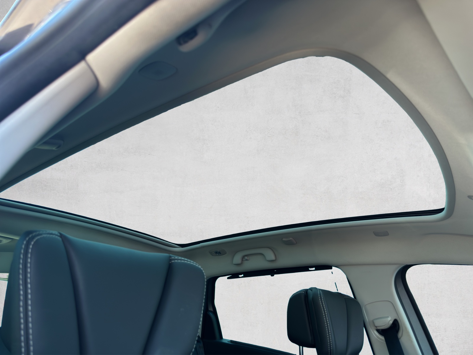 RENAULT Grand Scénic 1.6 dCi Initiale Paris EDC-image-14