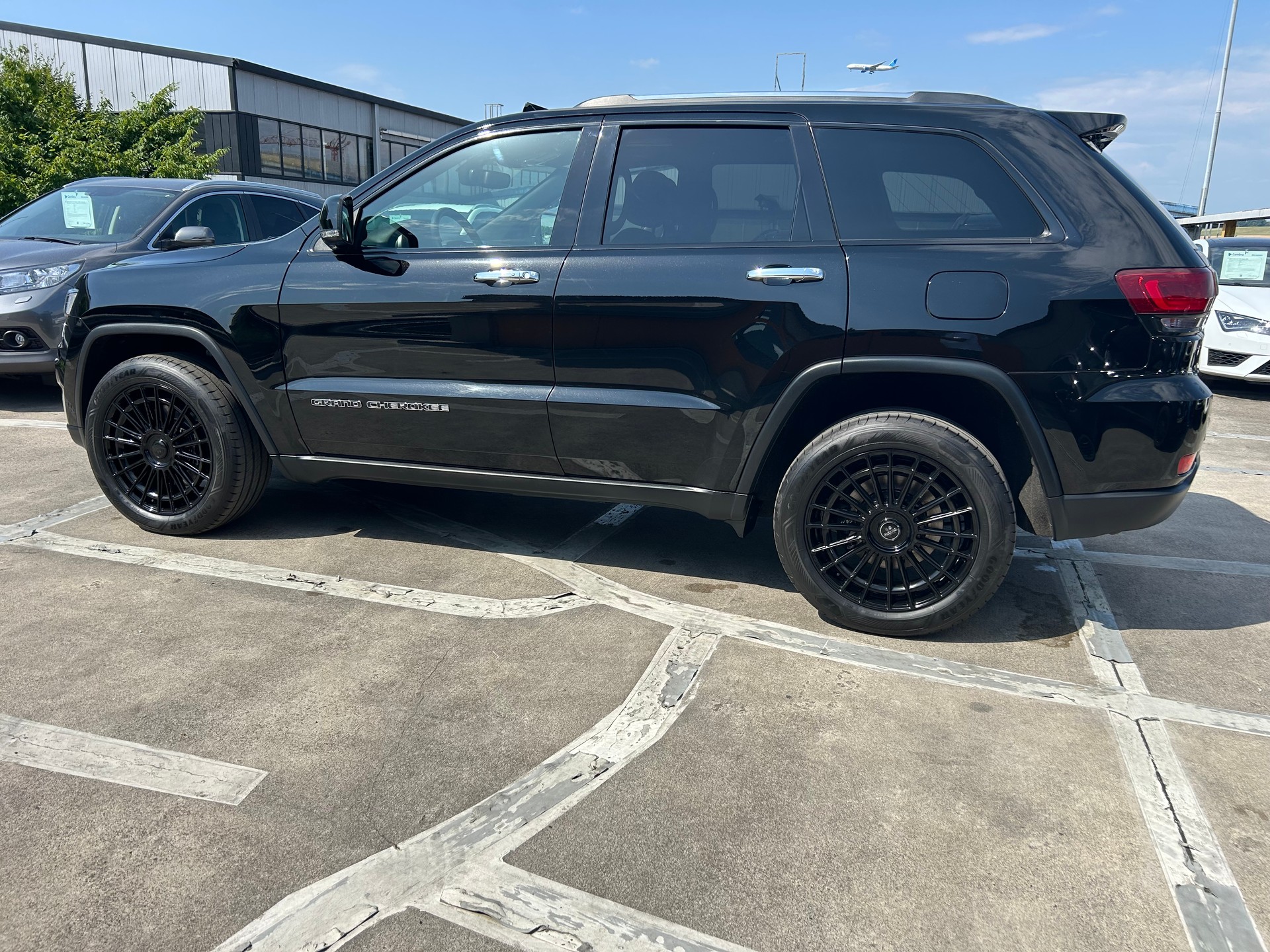 JEEP Grand Cherokee 3.0 CRD Limited Automatic-showroom-element-1