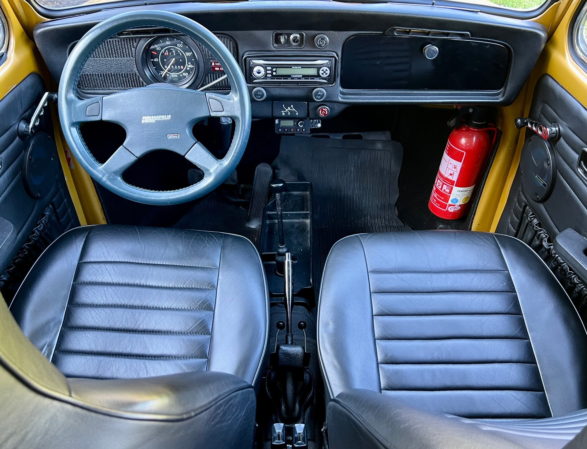 VW 1300 S-image-13