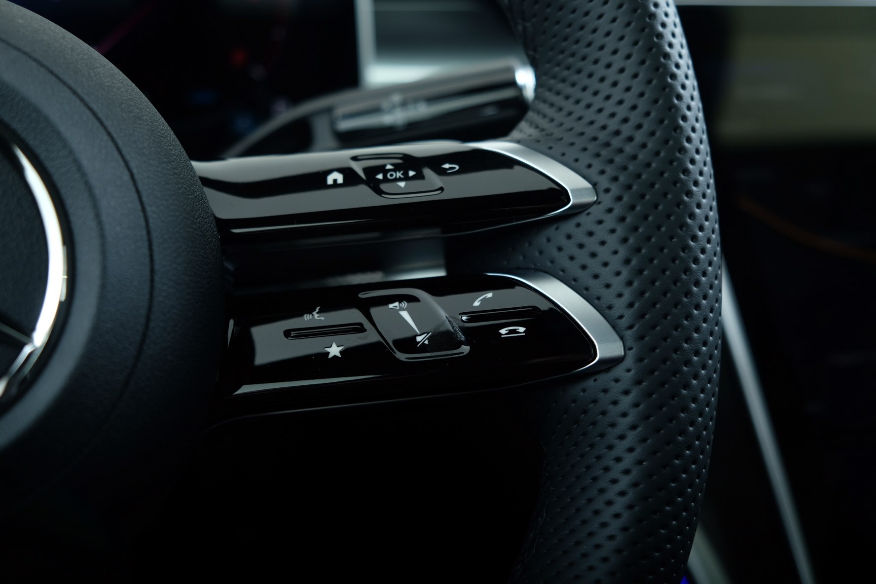 MERCEDES-BENZ C 220 d T 4 Matic Swiss Star-image-14