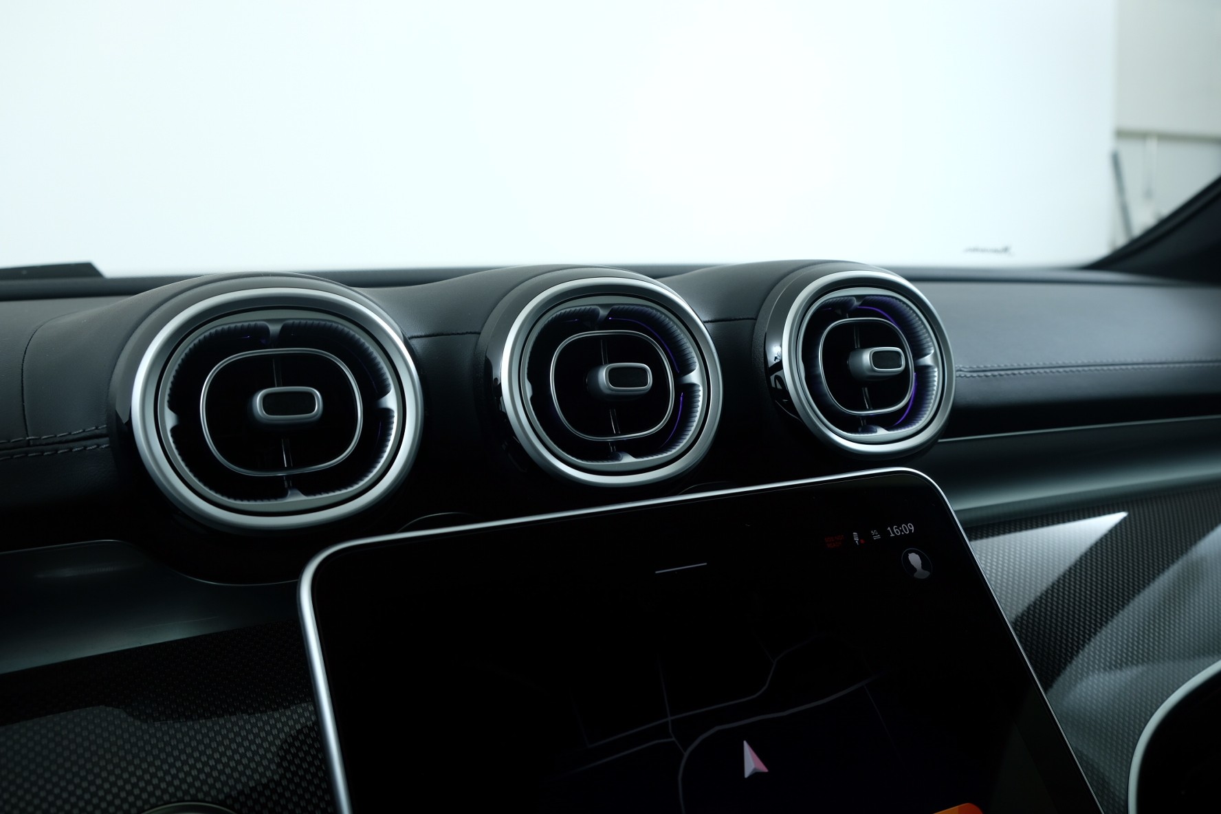 MERCEDES-BENZ C 220 d T 4 Matic Swiss Star-image-26