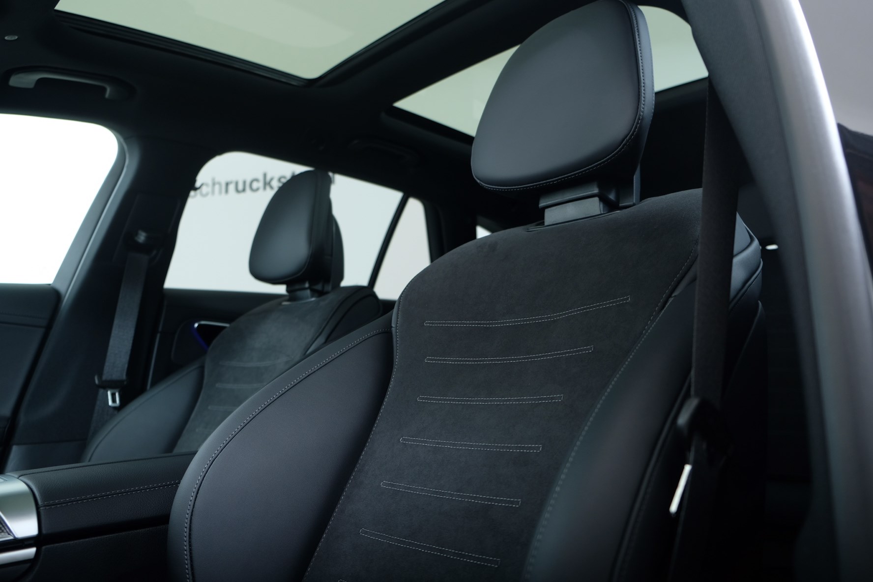 MERCEDES-BENZ C 220 d T 4 Matic Swiss Star-image-7
