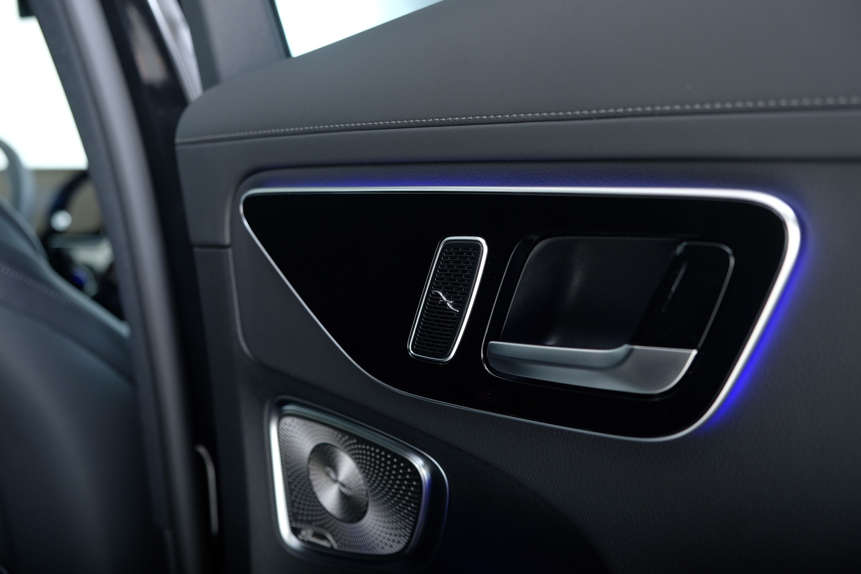 MERCEDES-BENZ C 220 d T 4 Matic Swiss Star-image-18