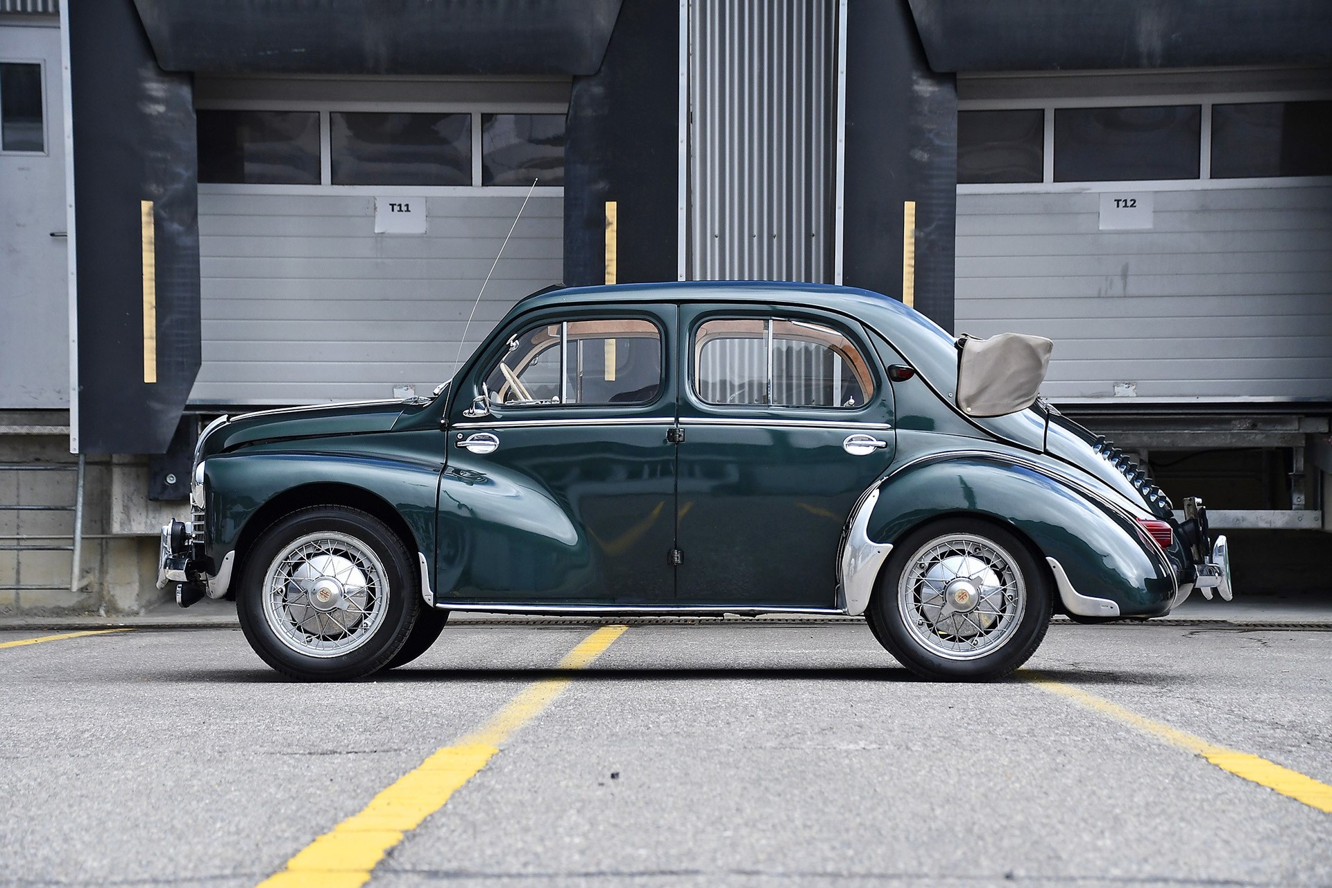 RENAULT 4CV R 1062 Décapotable-image-4