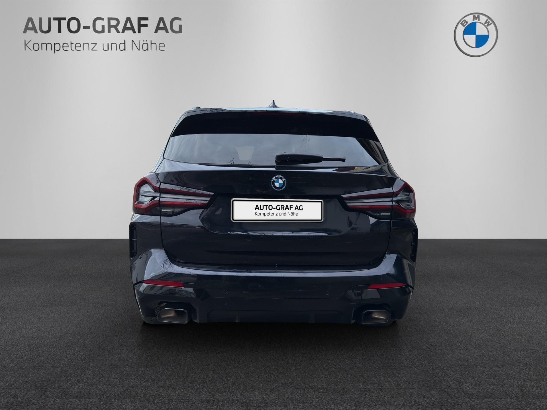 BMW X3 xDrive 30e M Sport-showroom-element-3