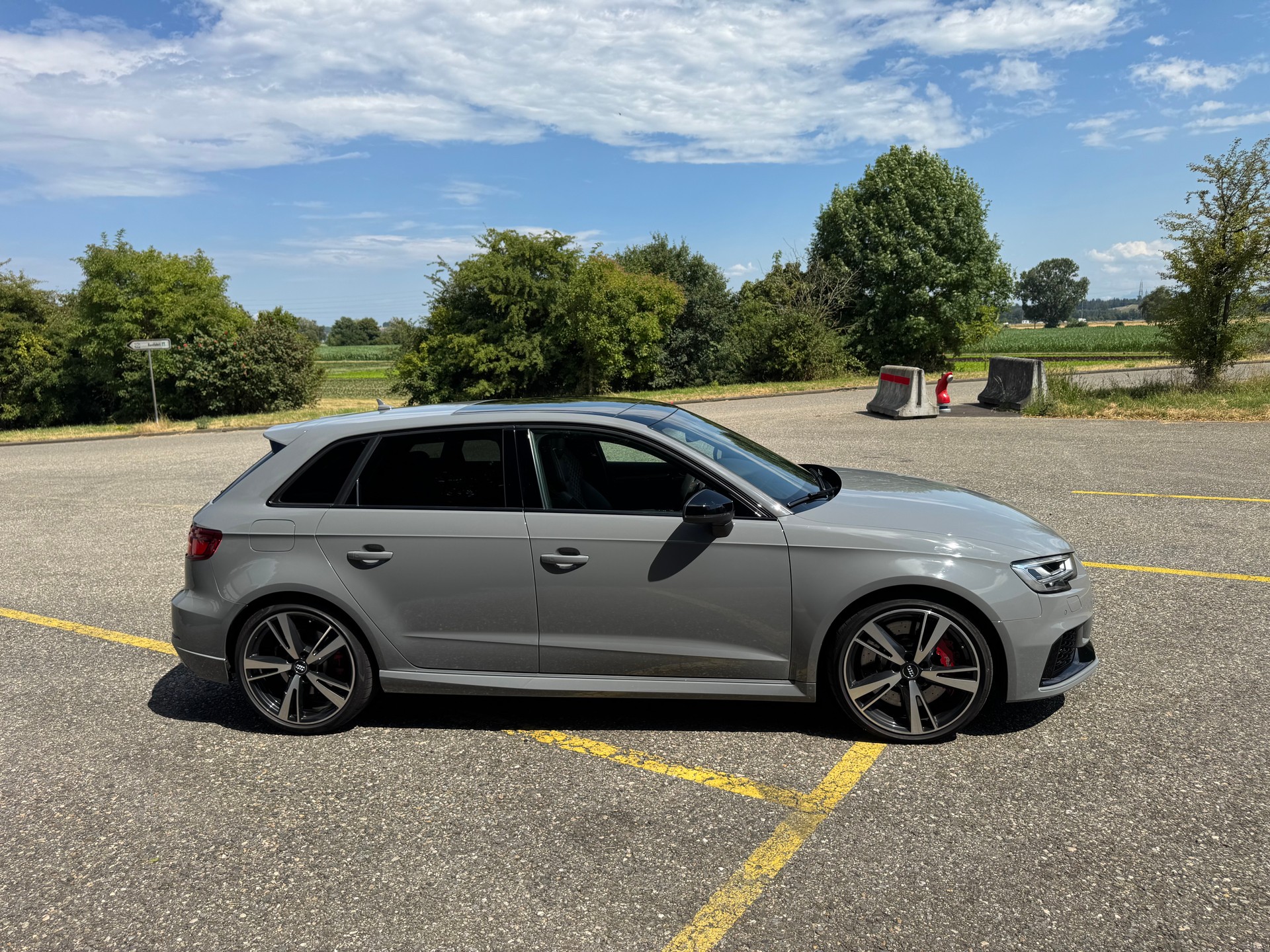 AUDI RS3 Sportback 2.5 TSI quattro S-tronic *Ohne OPF*Akra*HJS*-image-3