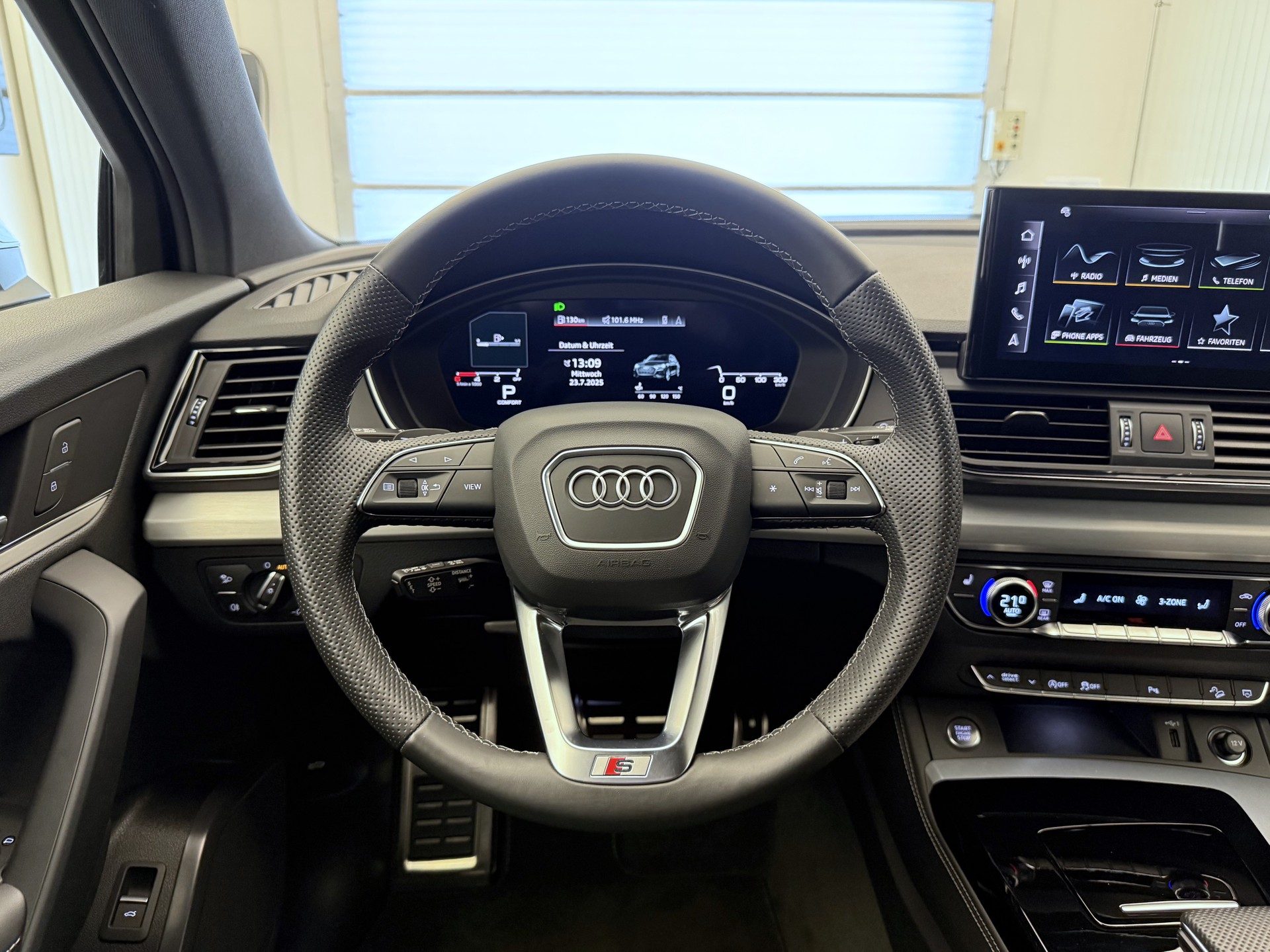 Tdi Audi Q5 Uhr Einstellen Datum Uhrzeit Audi Q5 Uhrzeit Einstellen