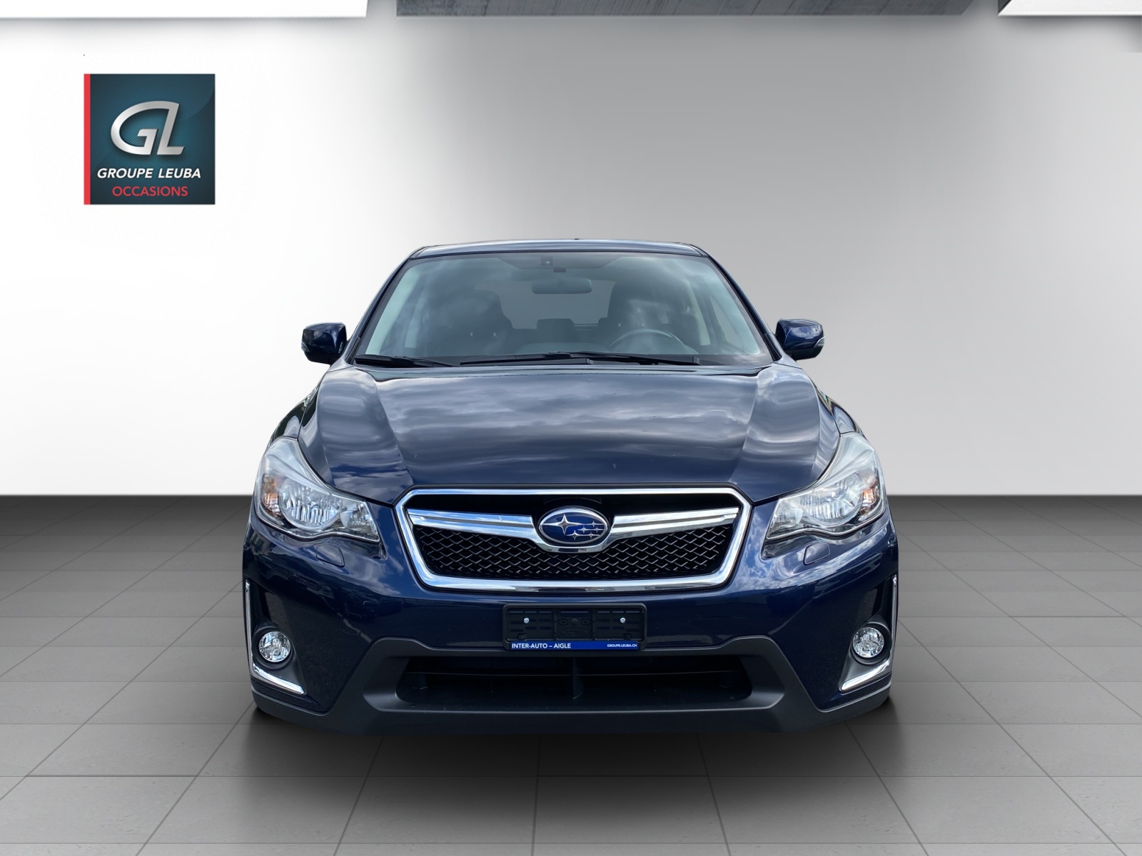SUBARU XV 2.0 Swiss Three-showroom-element-1