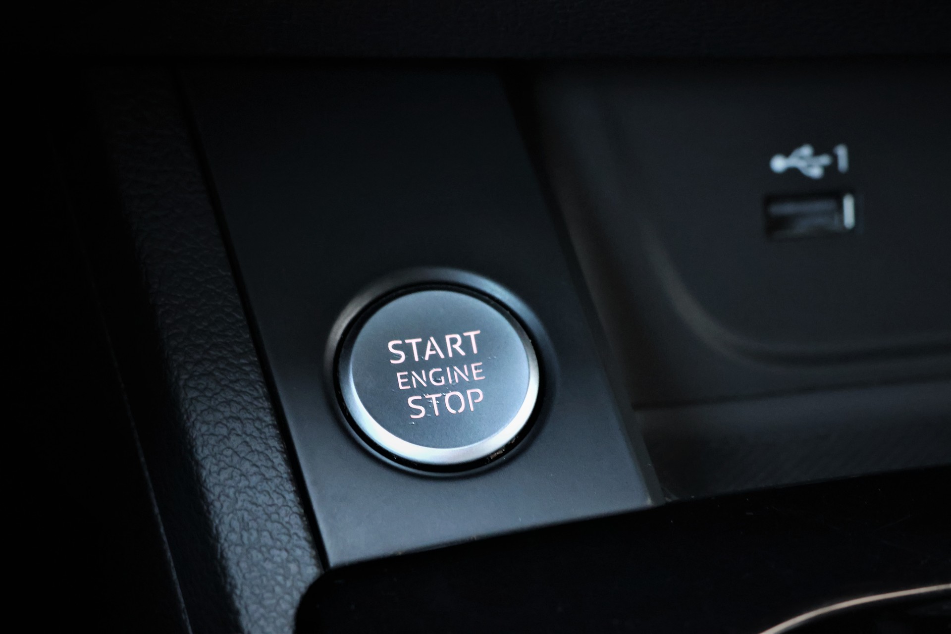 AUDI A4 allroad 45 TFSI quattro S-tronic-image-26