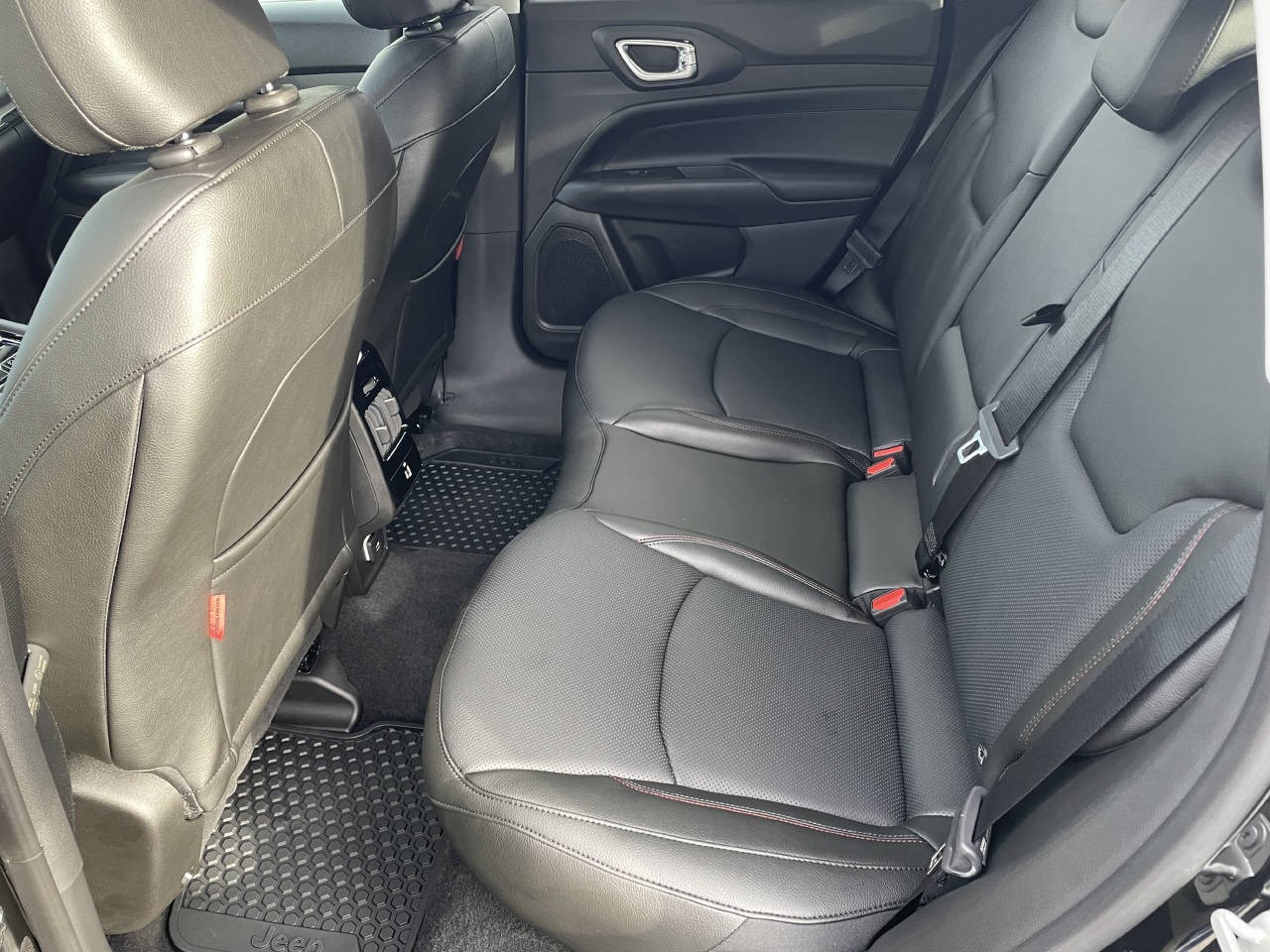 JEEP Compass 1.3 Trailhawk 4xe-image-7