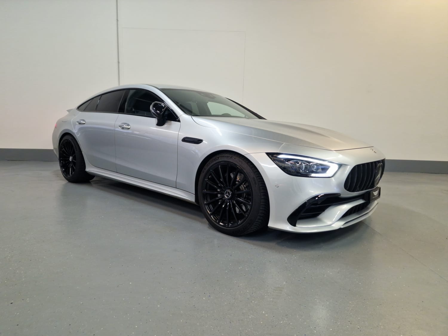 MERCEDES-BENZ AMG GT 4 53 4Matic+ Speedshift TCT-showroom-element-2