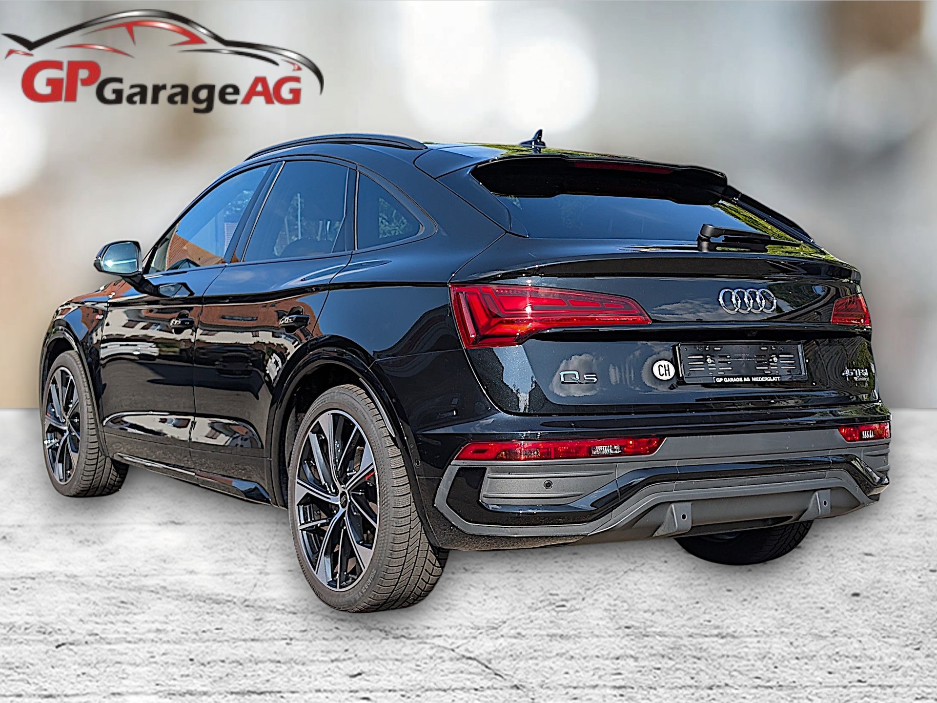 AUDI Q5 Sportback 45 TFSI S line quattro S-tronic-showroom-element-3