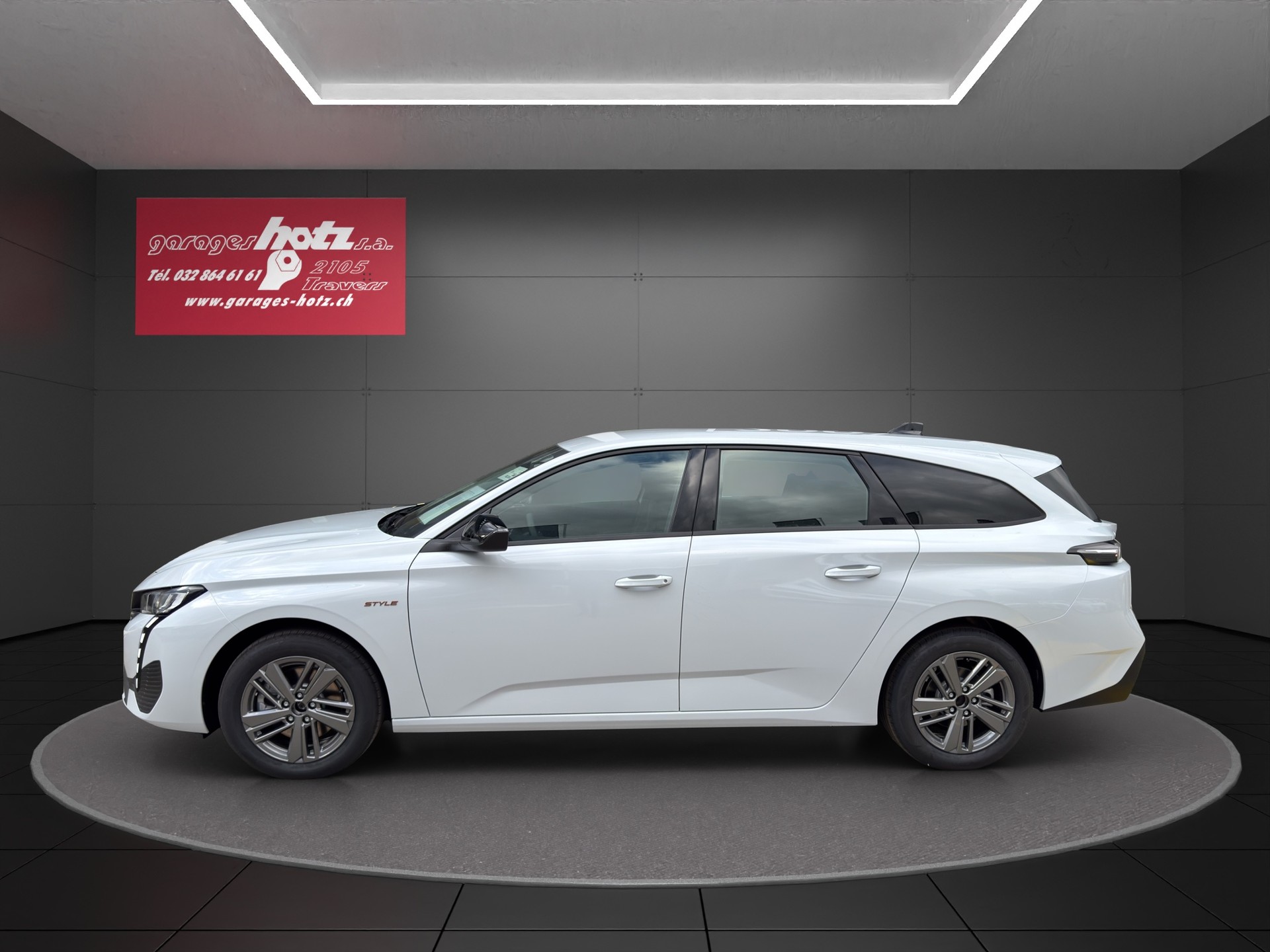 PEUGEOT 308 SW 1.2 HEV Style-showroom-element-2