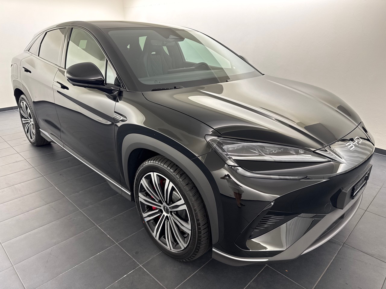 BYD Seal 91,3 kWh Excellence-showroom-element-3