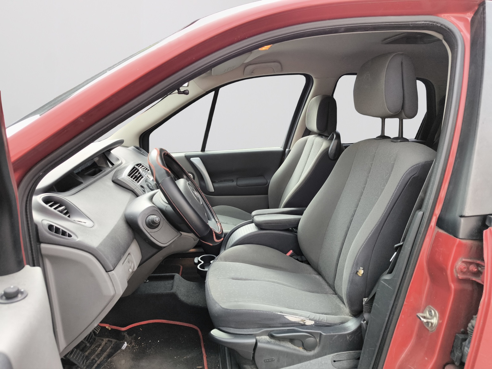 RENAULT Grand Scénic 2.0 16V Exception-image-9