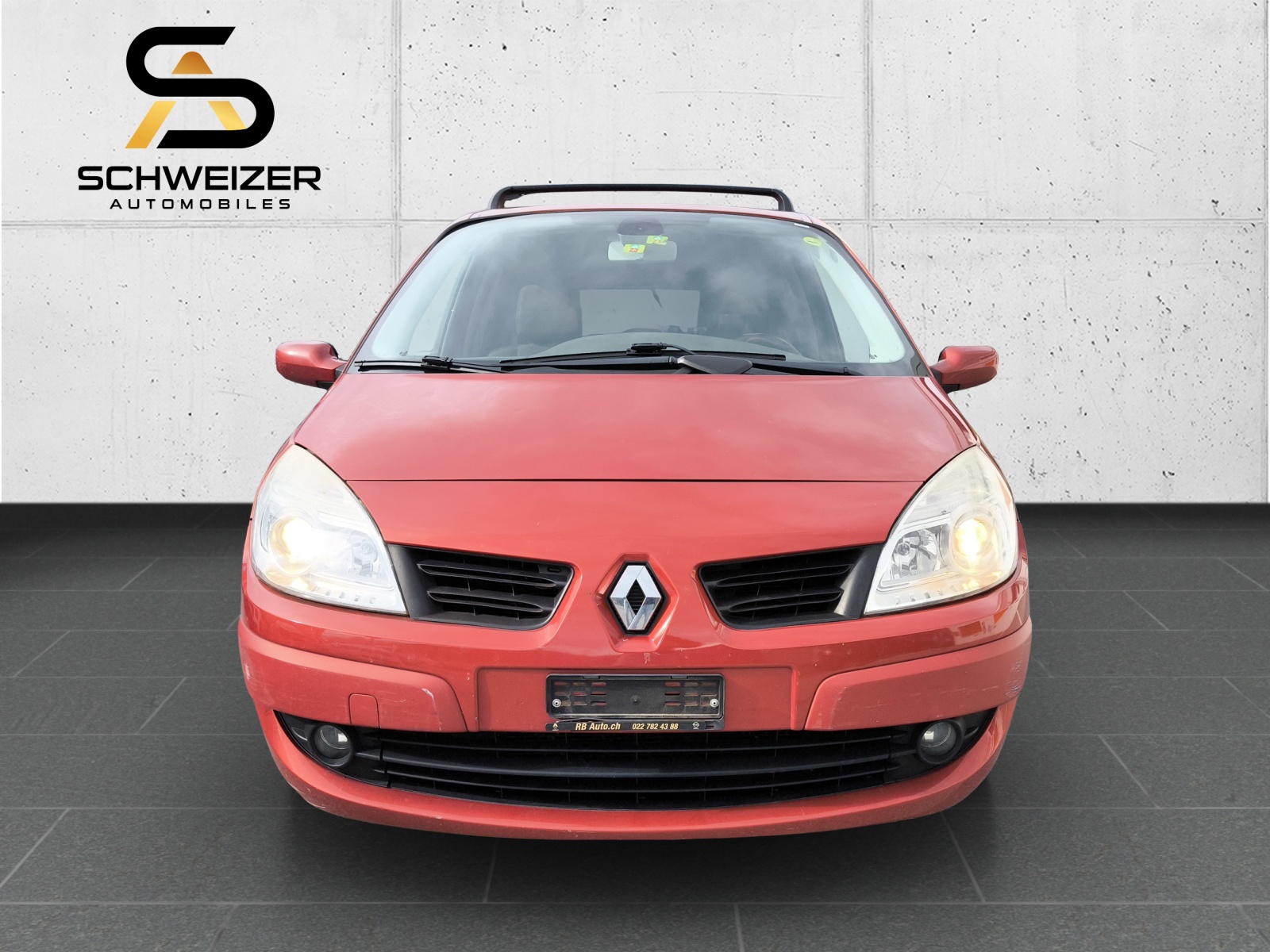 RENAULT Grand Scénic 2.0 16V Exception-showroom-element-2