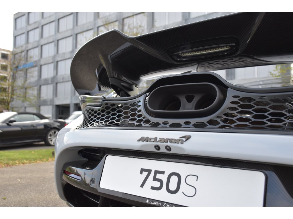 McLAREN 750S Coupé Performance 4.0 V8 SSG-image-17