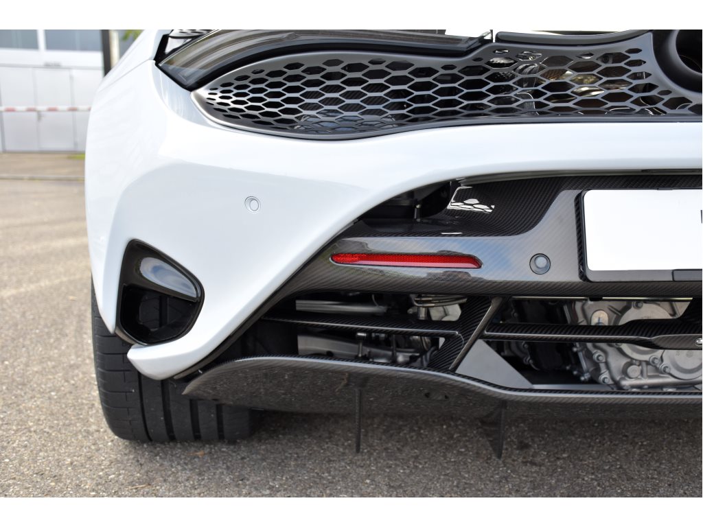McLAREN 750S Coupé Performance 4.0 V8 SSG-image-19