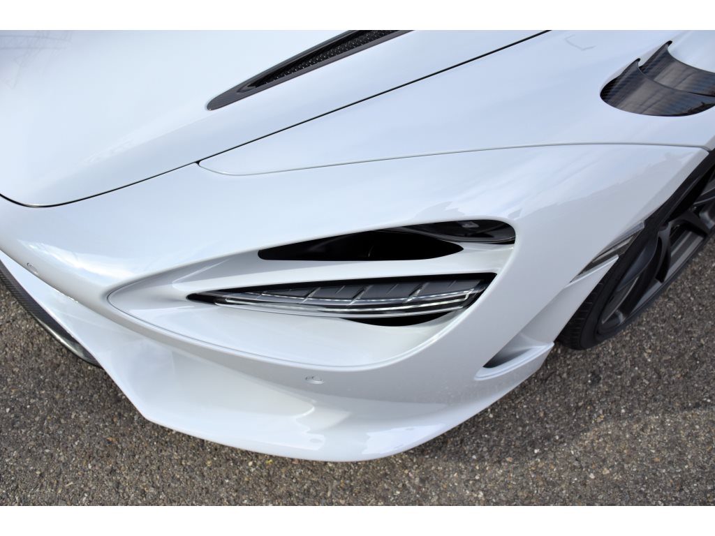 McLAREN 750S Coupé Performance 4.0 V8 SSG-image-13
