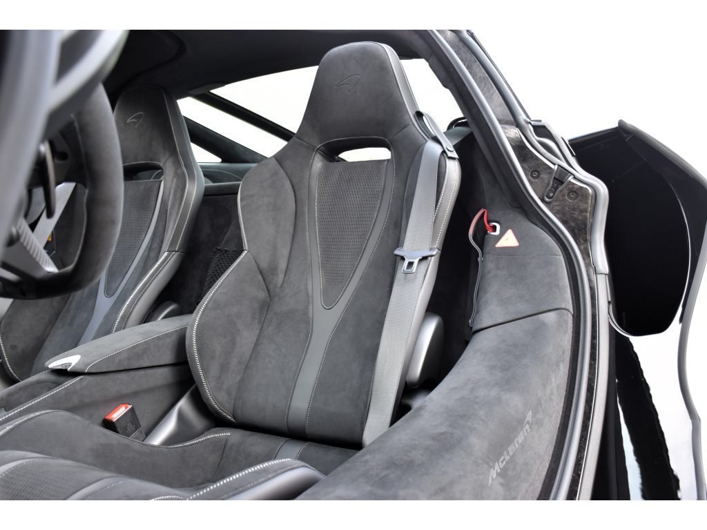 McLAREN 750S Coupé Performance 4.0 V8 SSG-image-21