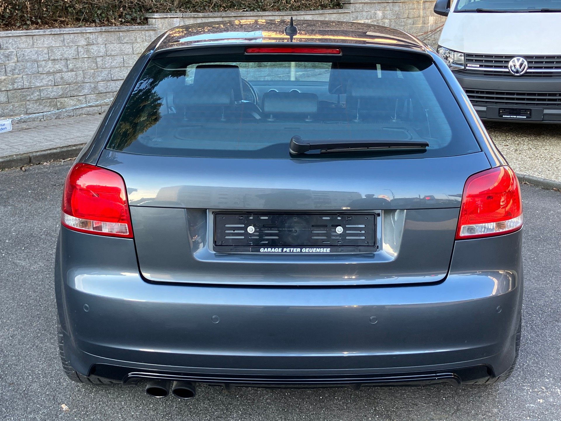 AUDI S3 2.0 Turbo FSI quattro-image-3