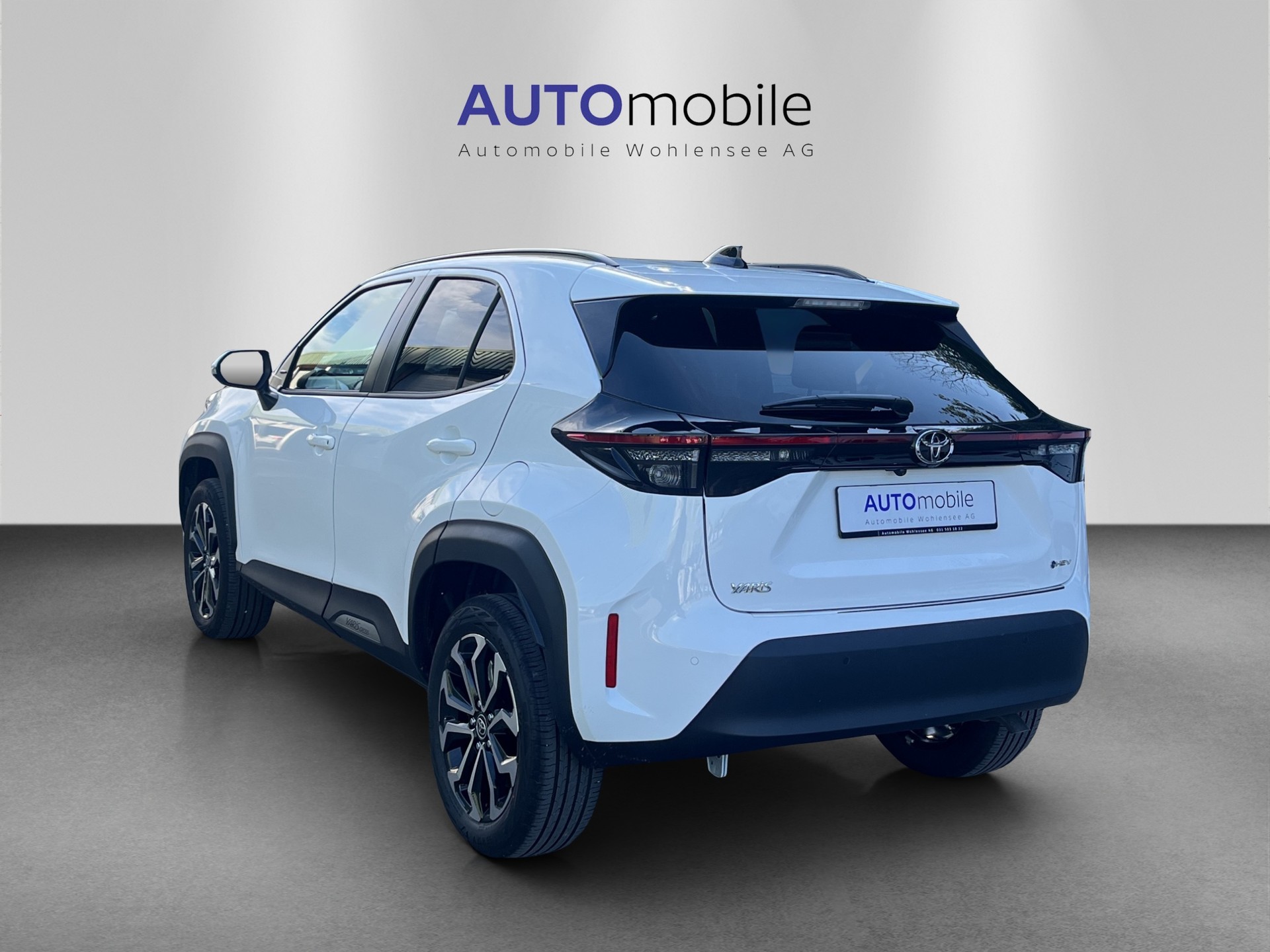 TOYOTA Yaris Cross 1.5 Trend e-CVT AWDi-image-6