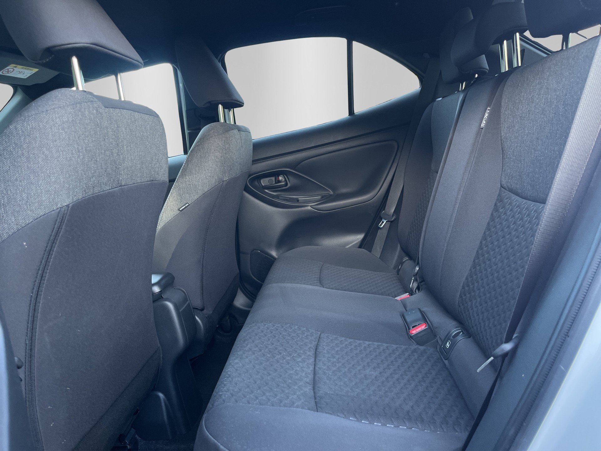 TOYOTA Yaris Cross 1.5 Trend e-CVT AWDi-image-13
