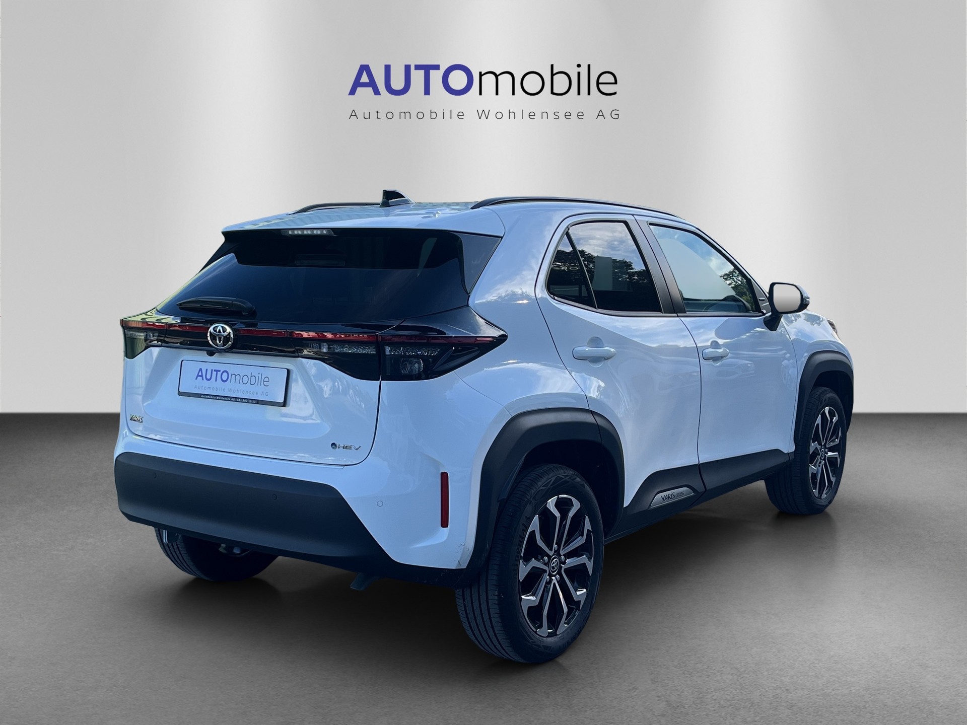 TOYOTA Yaris Cross 1.5 Trend e-CVT AWDi-image-4