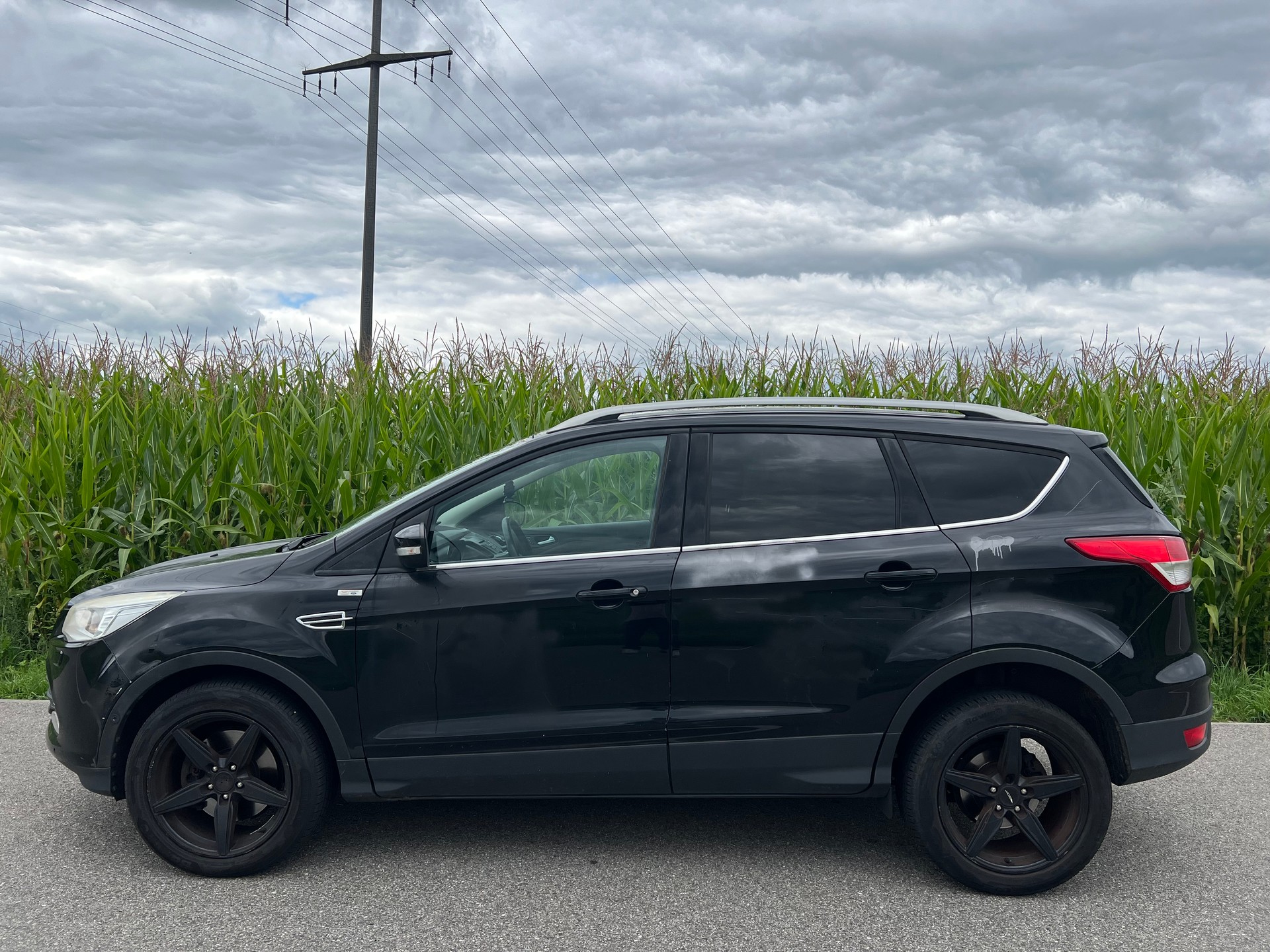 FORD Kuga 2.0 TDCi Carving 4WD-showroom-element-3